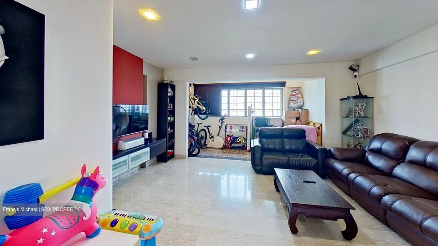 Blk 125 Tampines Street 11 (Tampines), HDB Executive #420252771